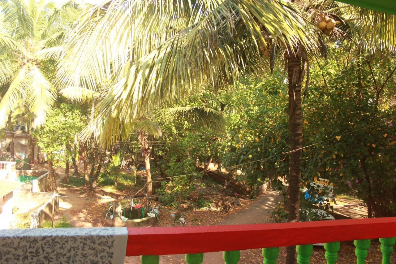 Rasta Mansion Beach Hostel And Rooms Арамболь Экстерьер фото